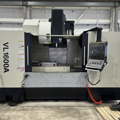 Вертикальный фрезерный обрабатывающий центр 3+2 с ЧПУ Fanuc SKYMASTER модель VL1600A